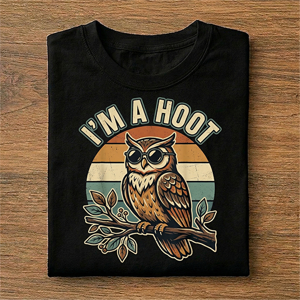 Vintage Sunset I Am a Hoot Owl Wearing Sunglasses Pun T-Shirt